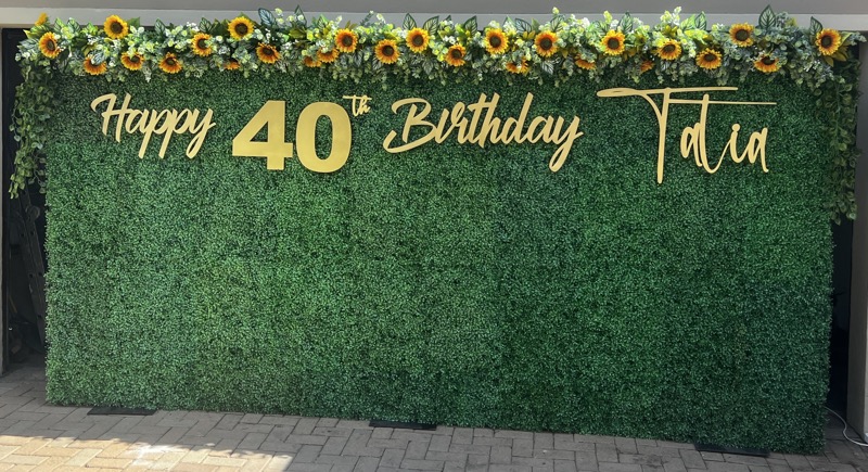 sunflower-hedge-backdrop